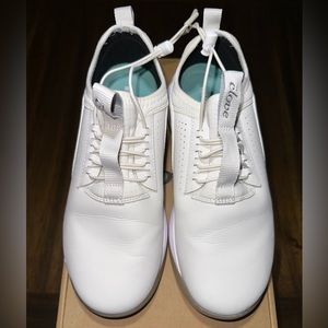 Clove Women’s Classic